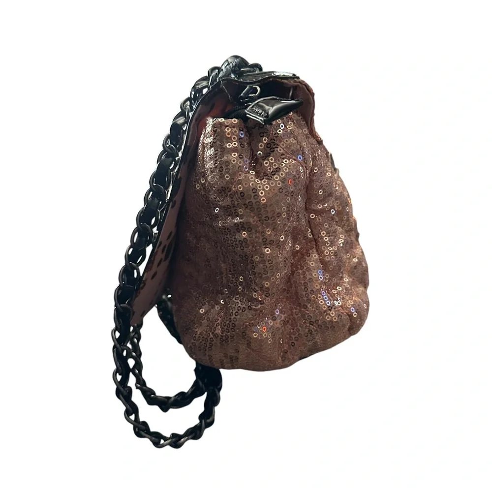 Betsey Johnson sequined quilted heart bag - Picture 5 of 8